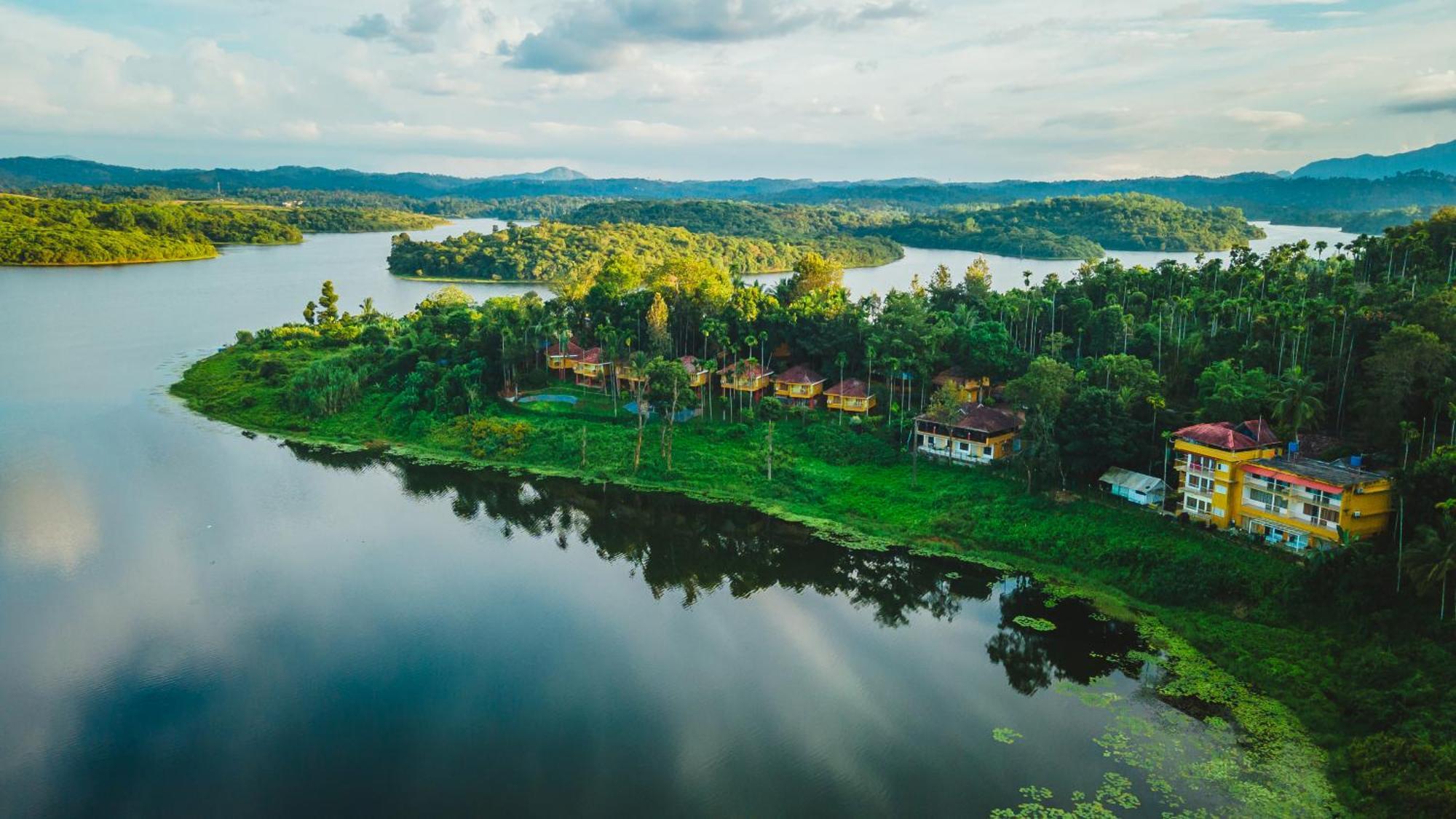 Karapuzha Village Resort Wayanad Dış mekan fotoğraf